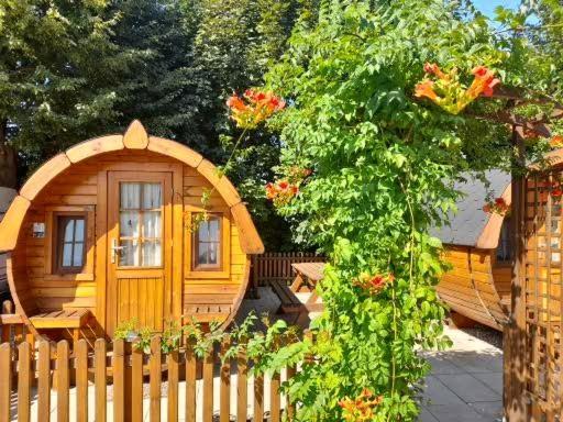 Schlaffass-Camping Gutshof Donauried ギュンツブルク エクステリア 写真