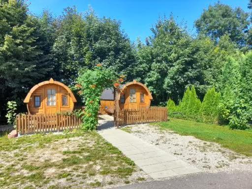 Schlaffass-Camping Gutshof Donauried ギュンツブルク エクステリア 写真